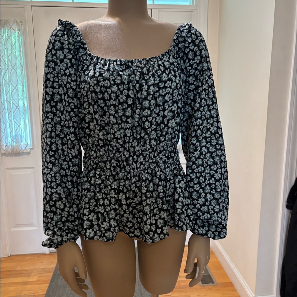 Nine West Black and Aqua Puff Sleeve Smocked Blouse
